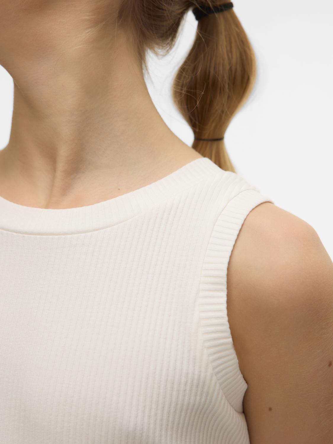model_shot-detail