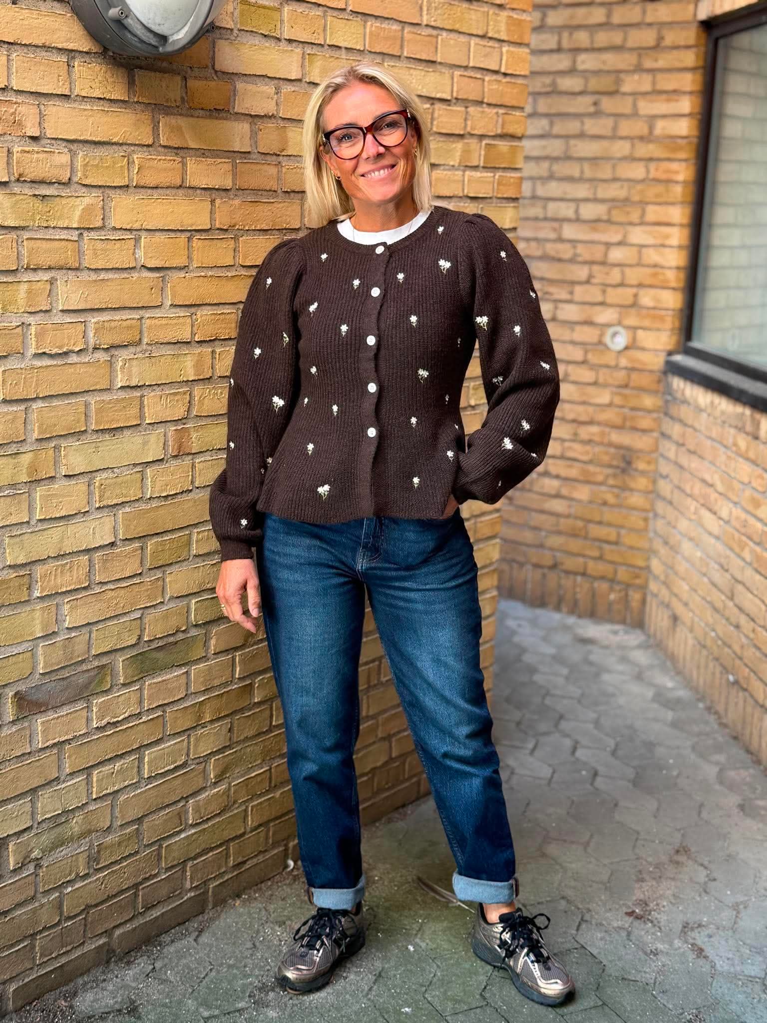 PCSILLY Knitted Cardigan - Hot Fudge