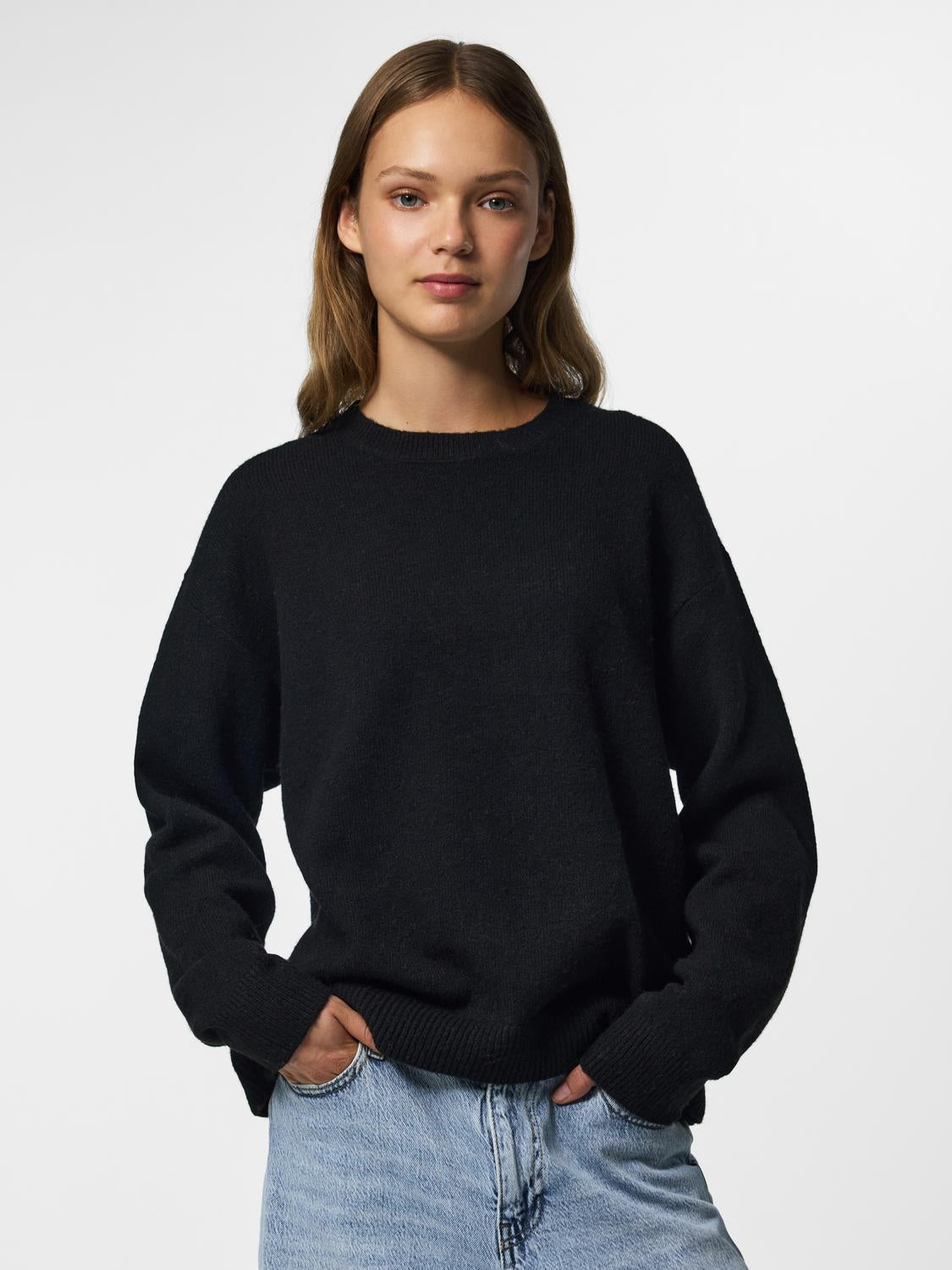 model_shot-front