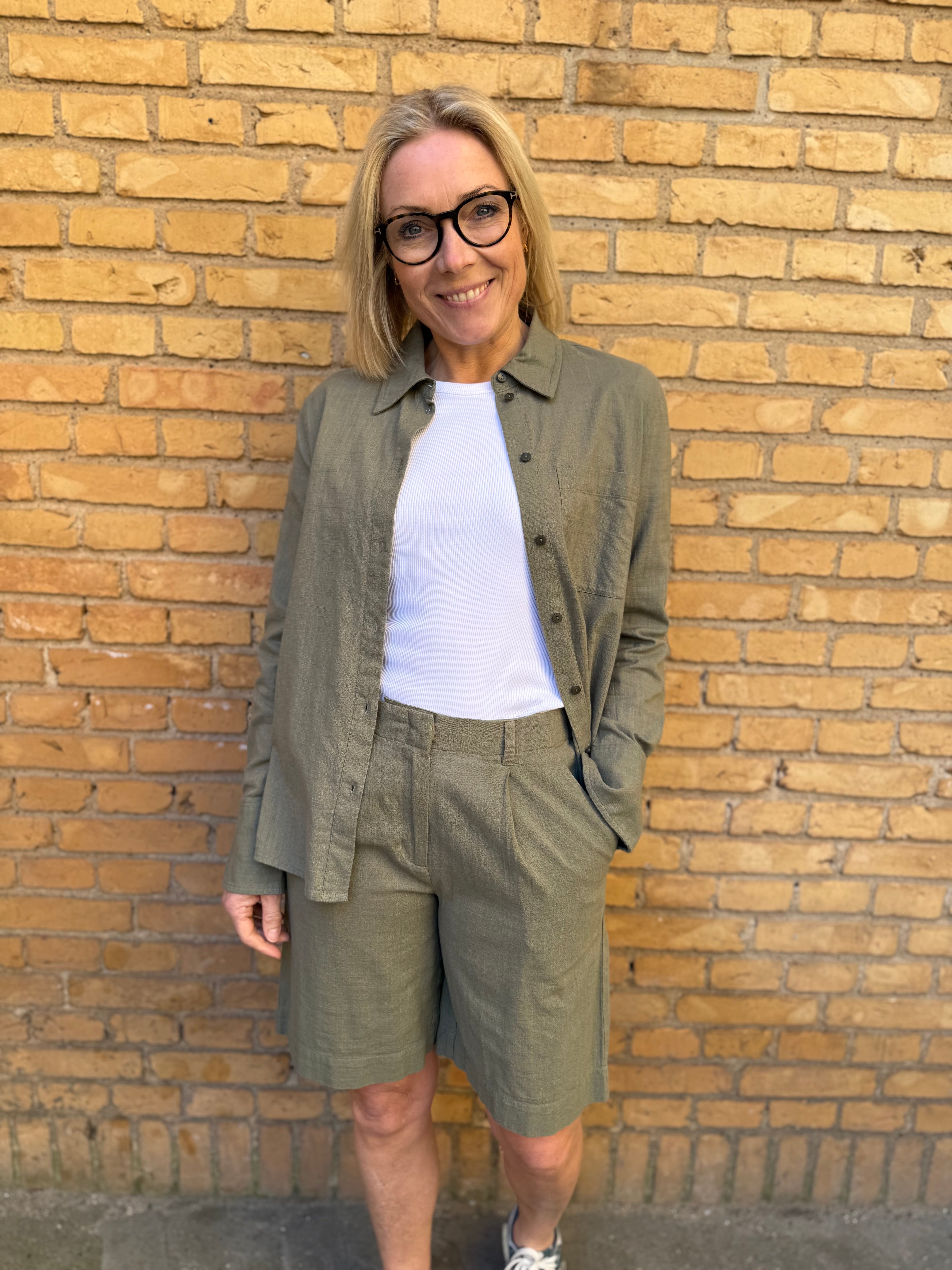VMCAIA Shorts - Deep Lichen Green