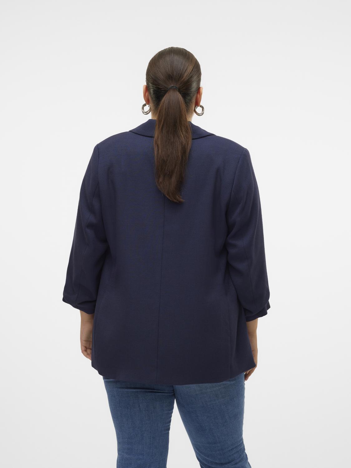 model_shot-back