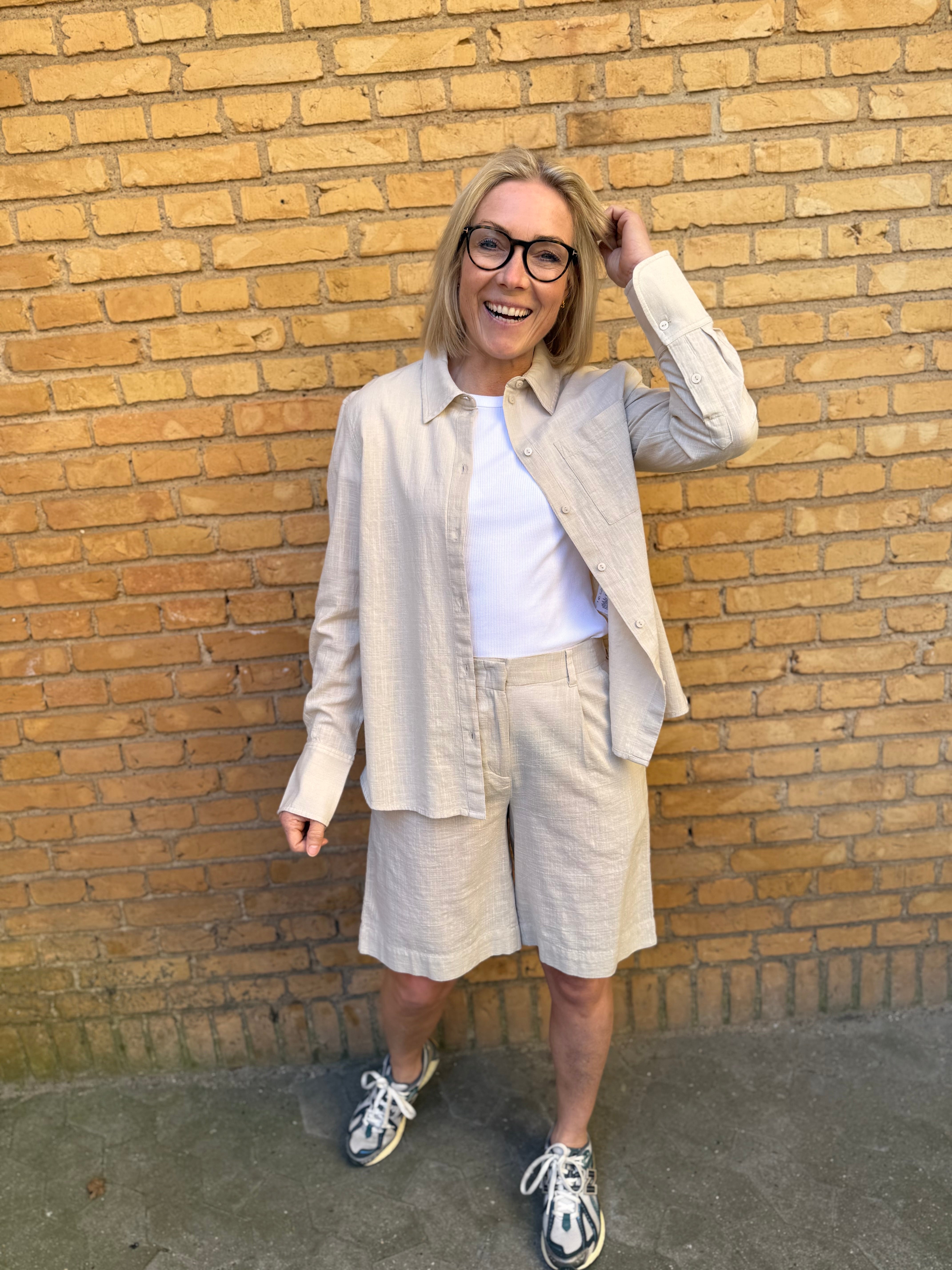 VMCAIA Shorts - Silver Lining