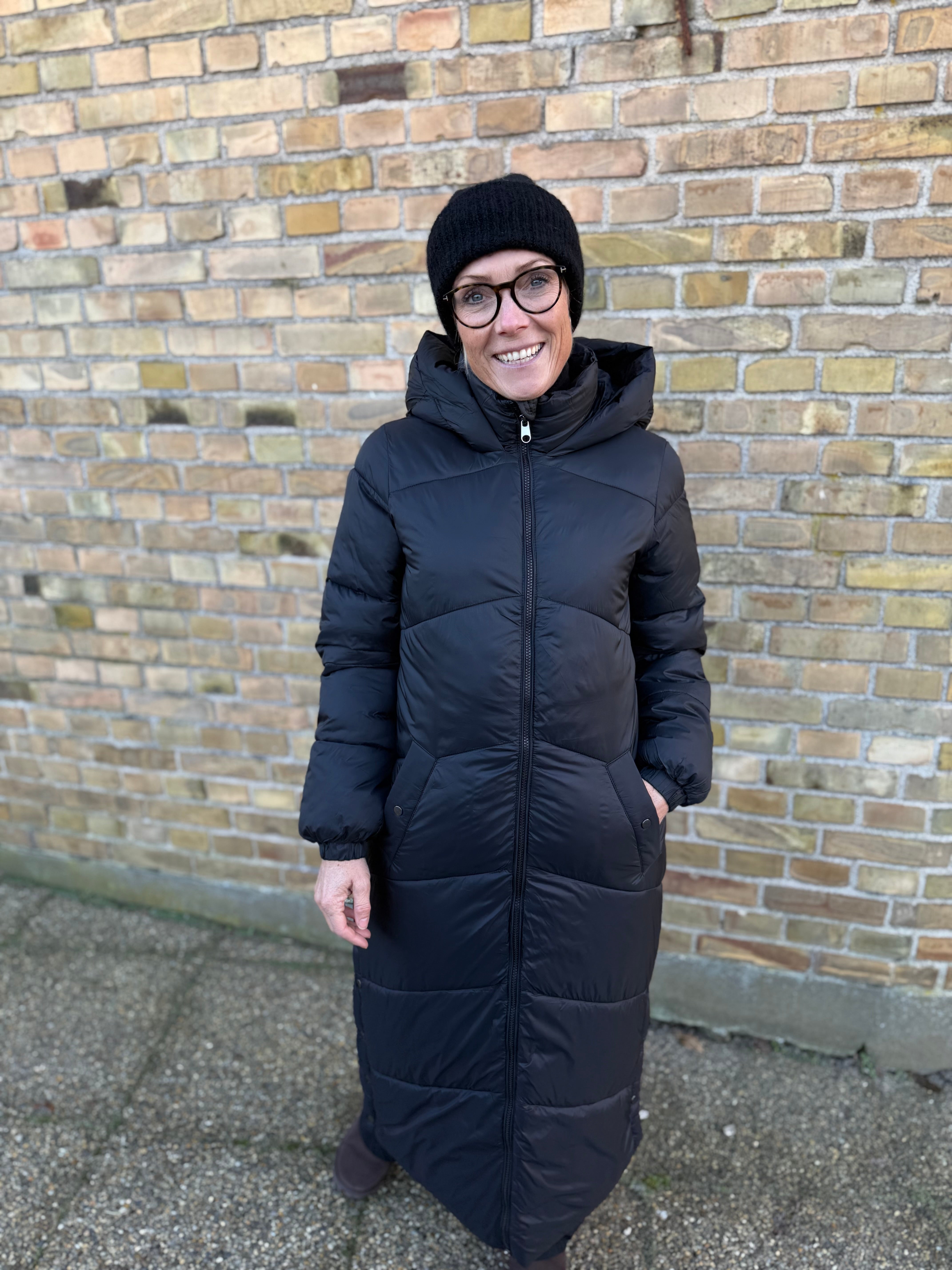VMUPPSALA Coat - Black