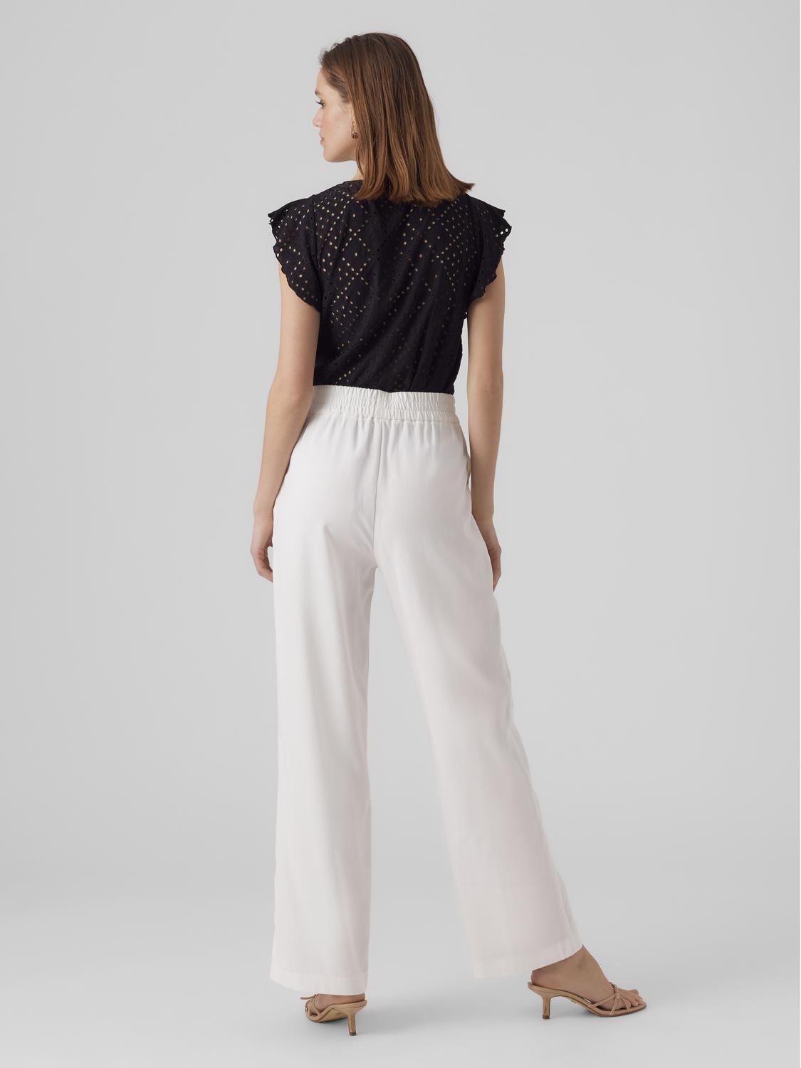 model_shot-back