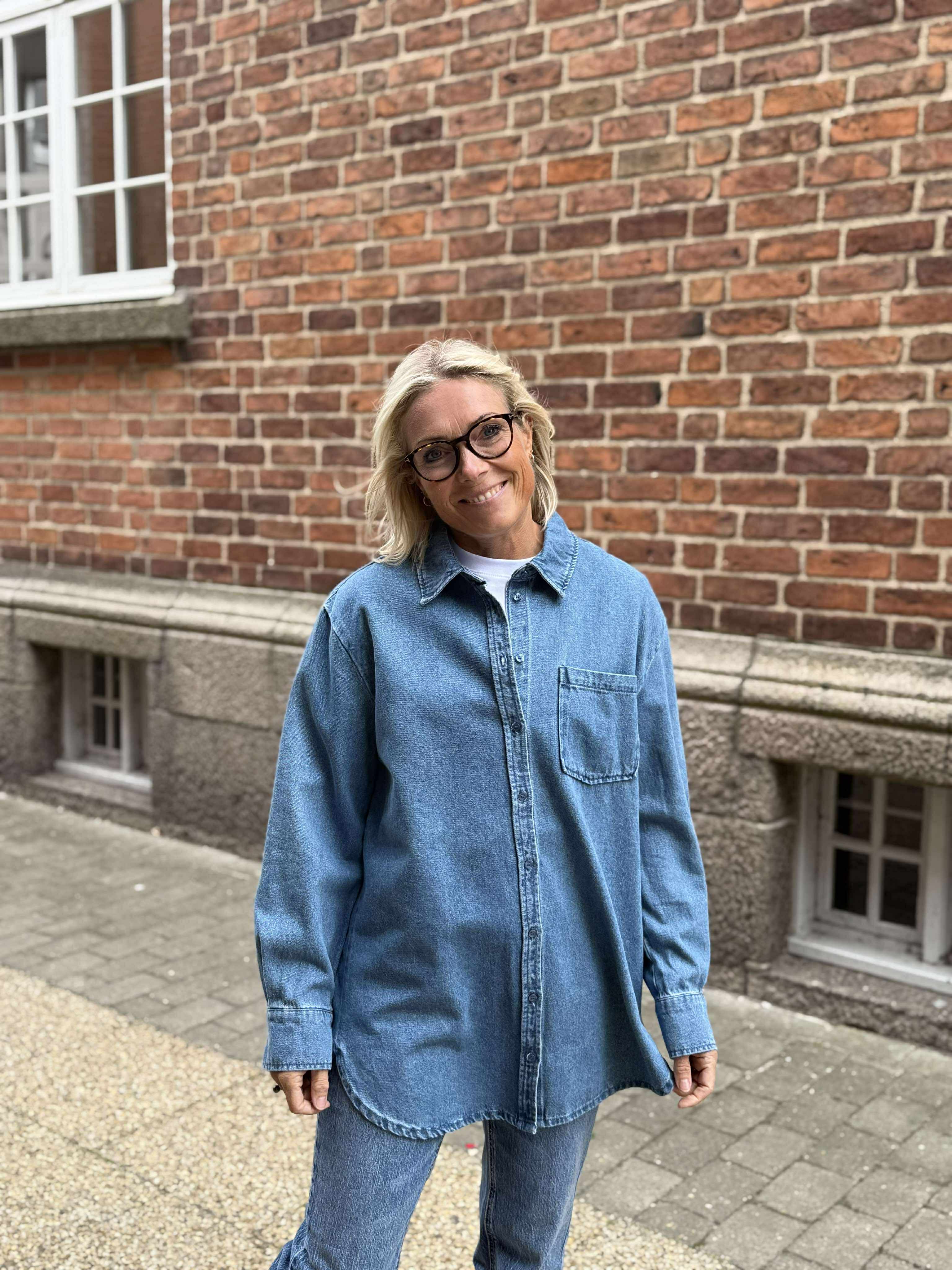 PCMAISIE Denim Shirt - Medium Blue Denim