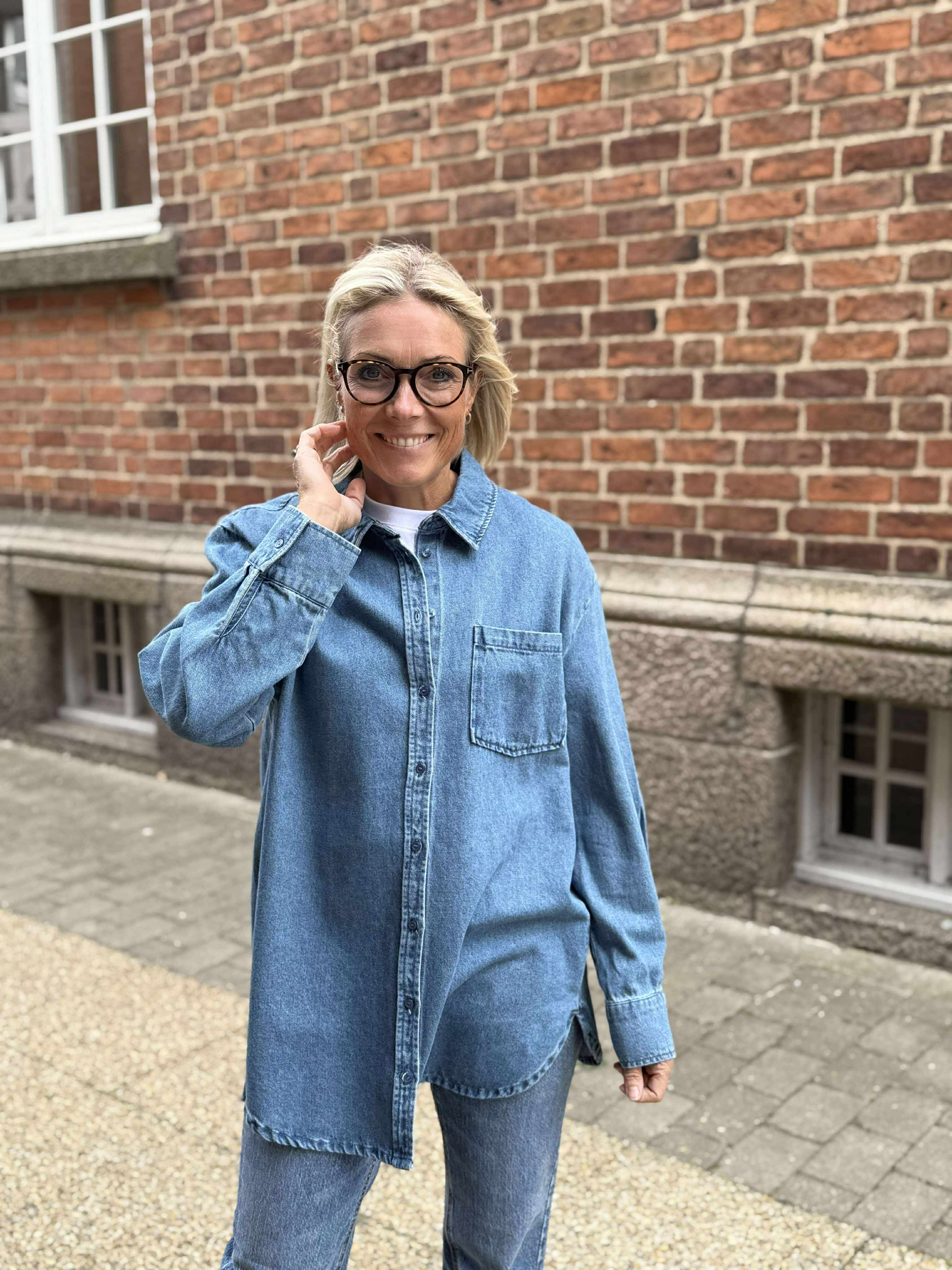 PCMAISIE Denim Shirt - Medium Blue Denim