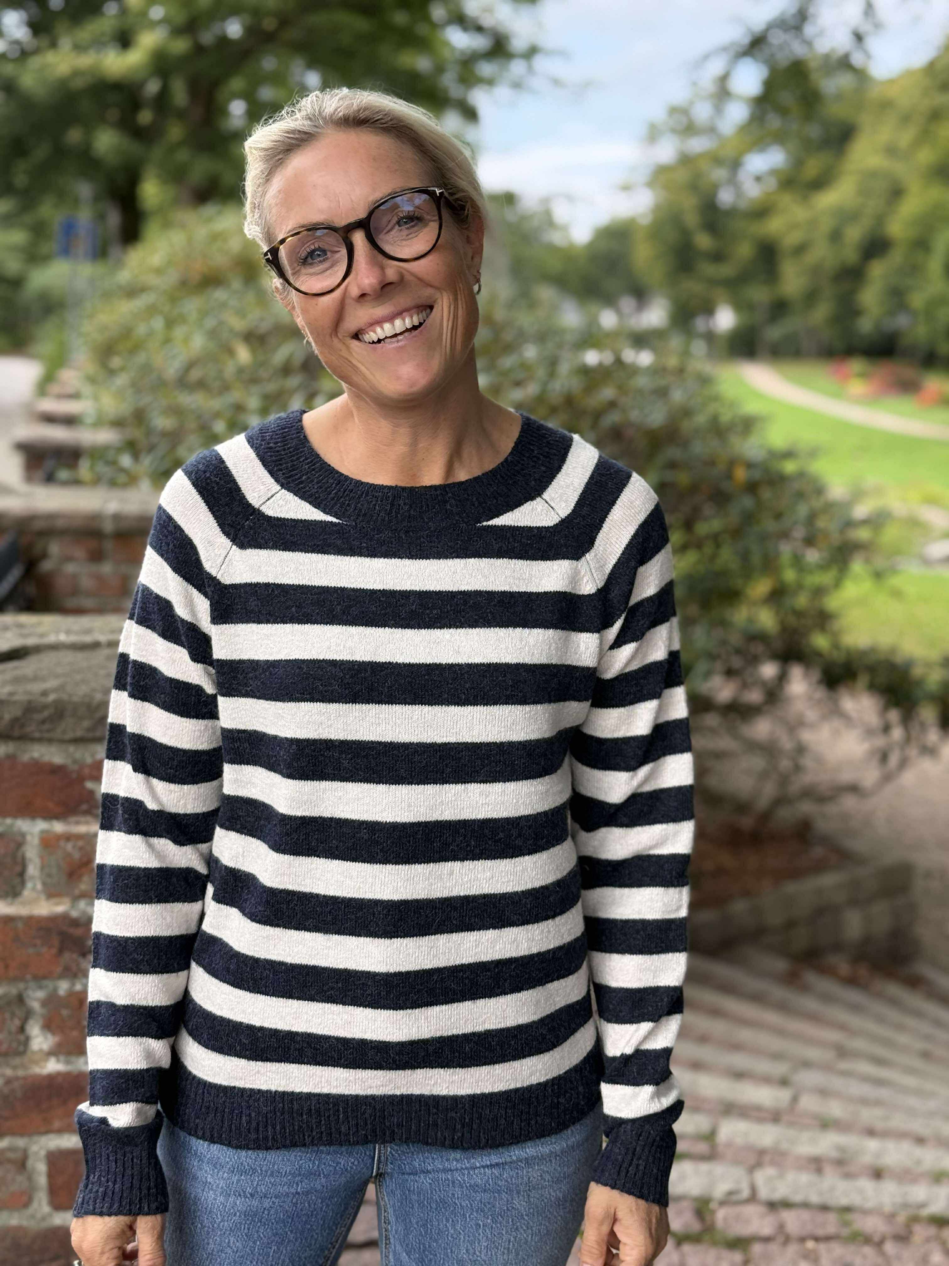 VMDOFFY Pullover - Navy Blazer