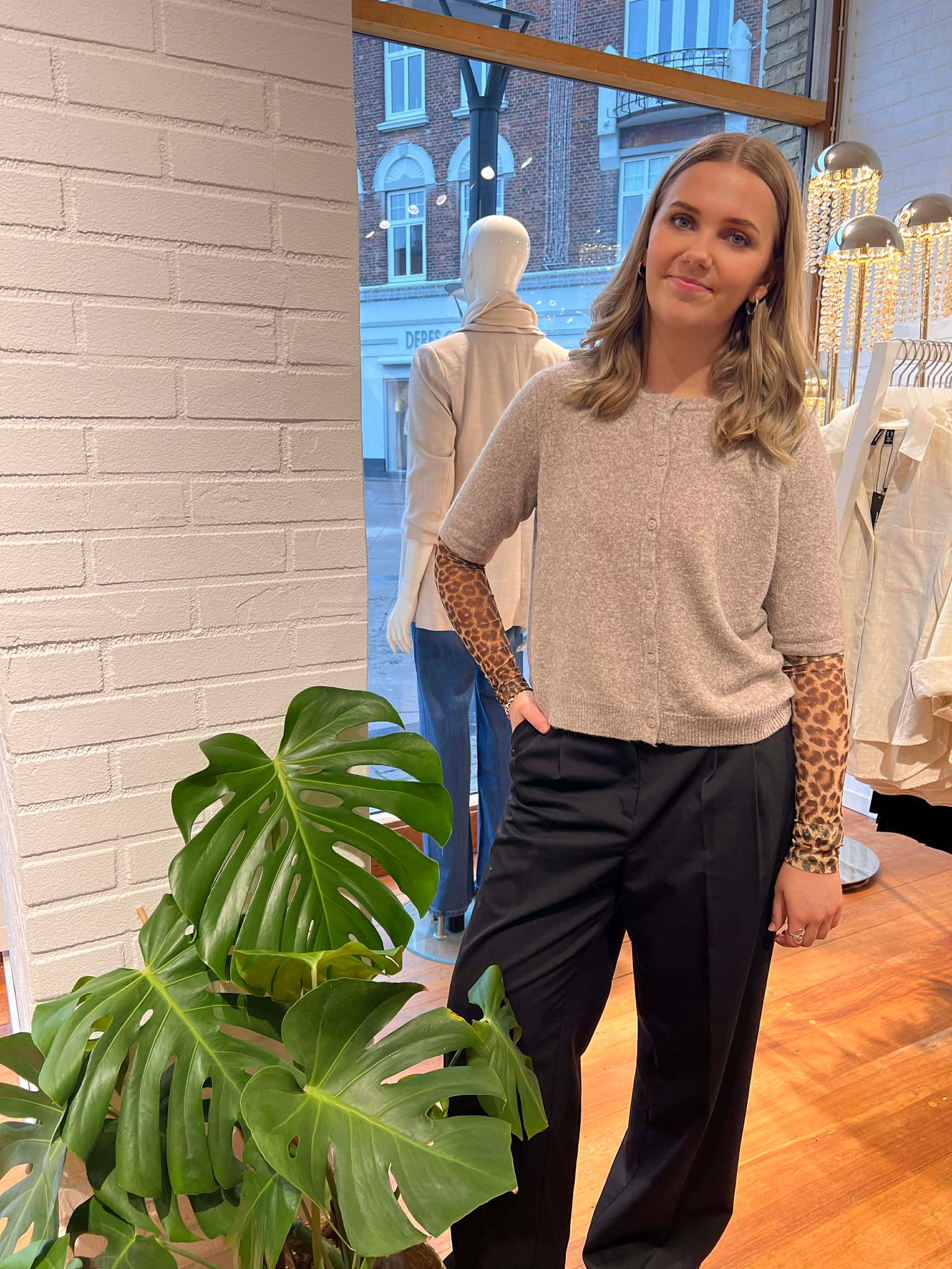 VMDOFFY Knit Cardigan - Moon Rock