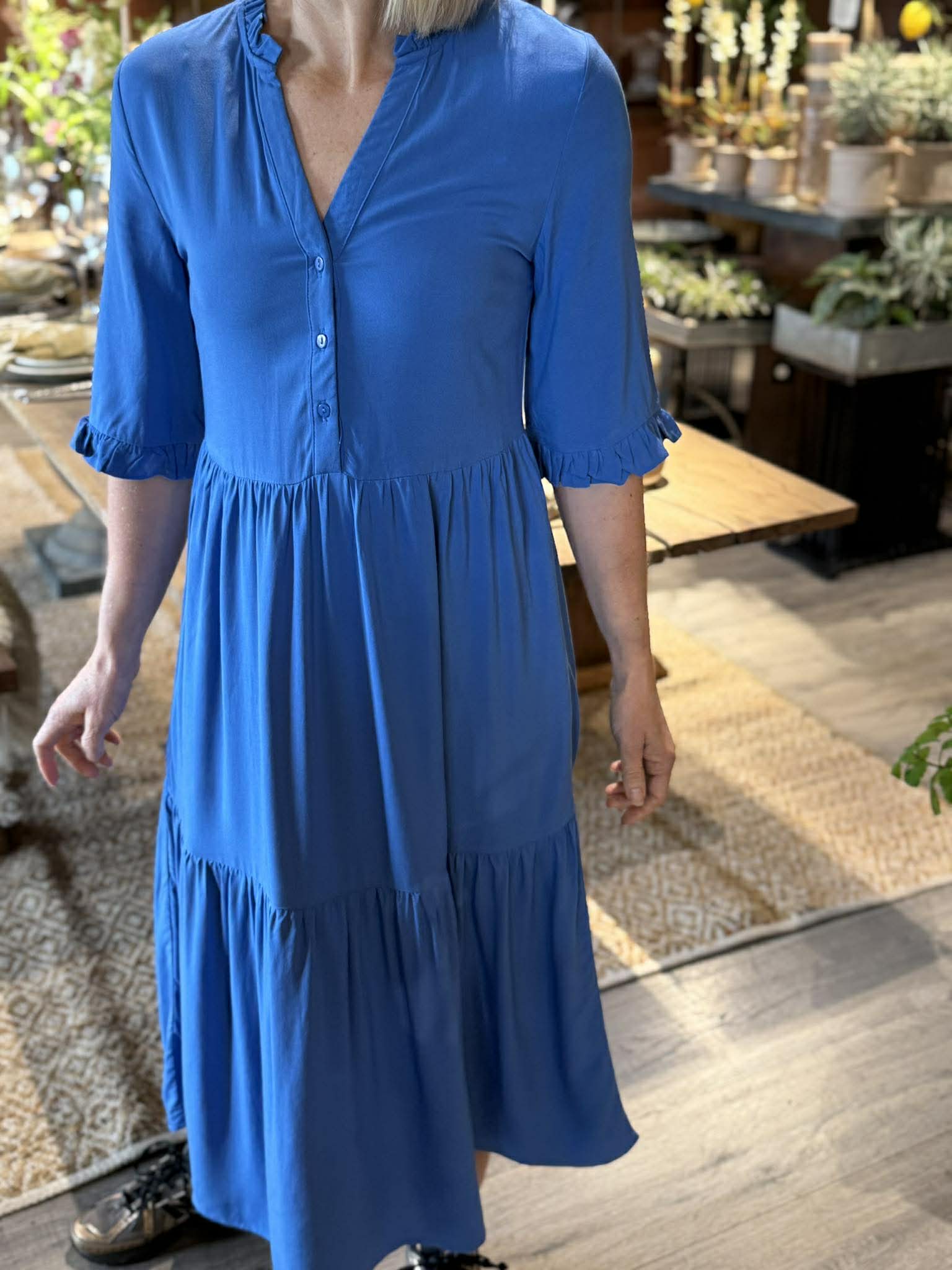 VMEASY Long Dress - Nebulas Blue