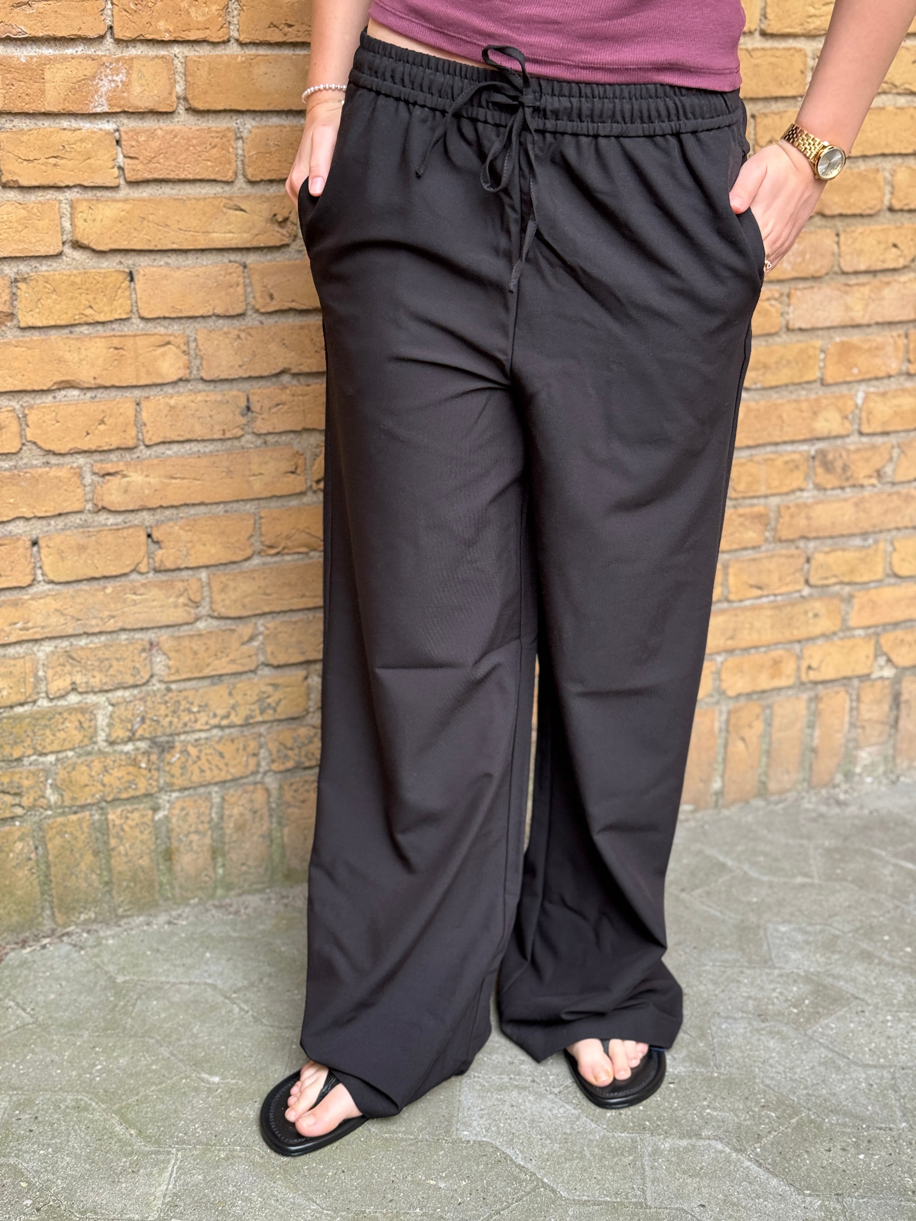 PCBOSELLA Wide - Black