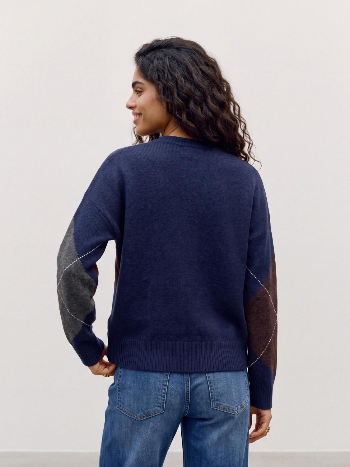 model_shot-back