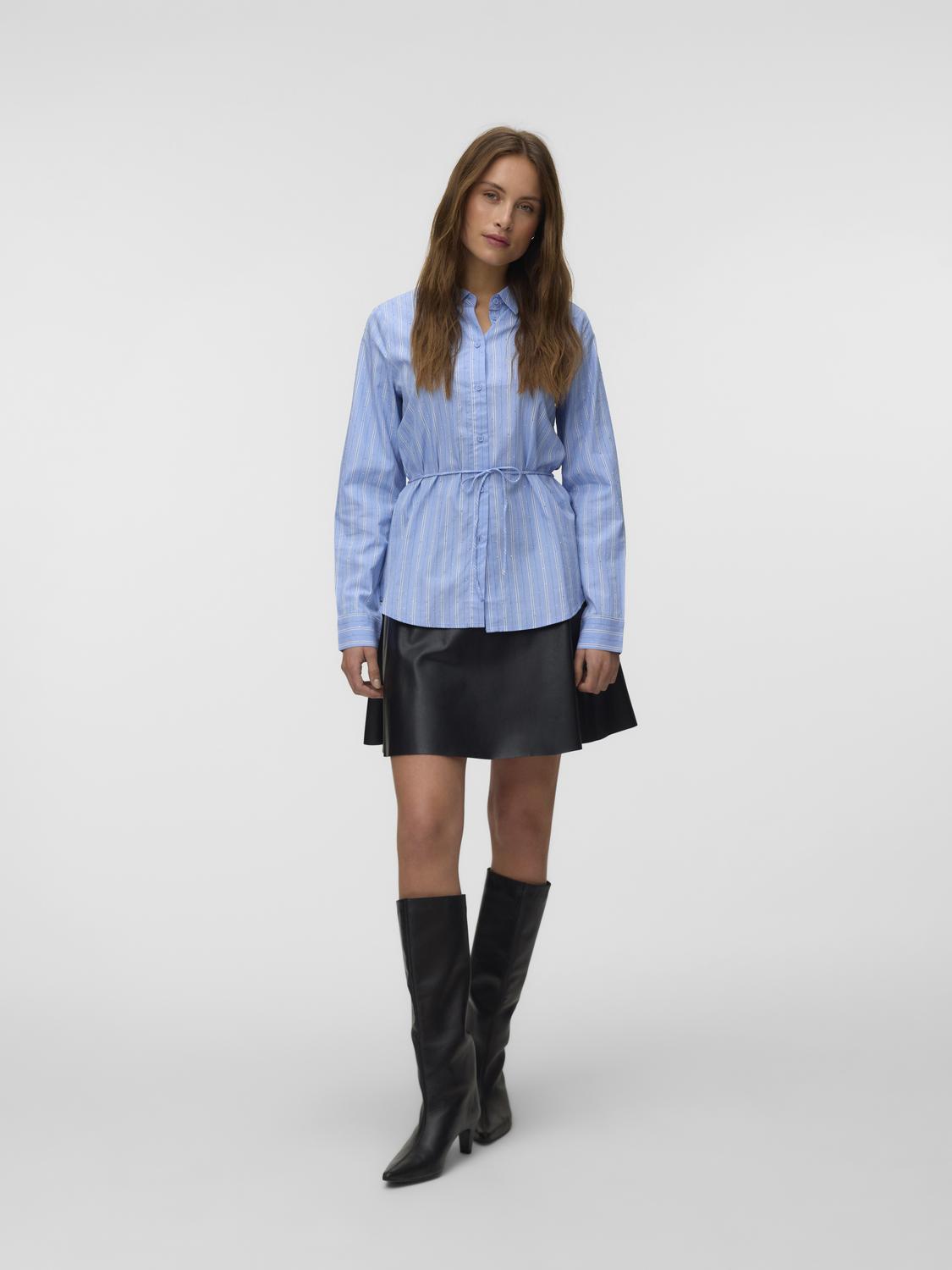 model_shot-front