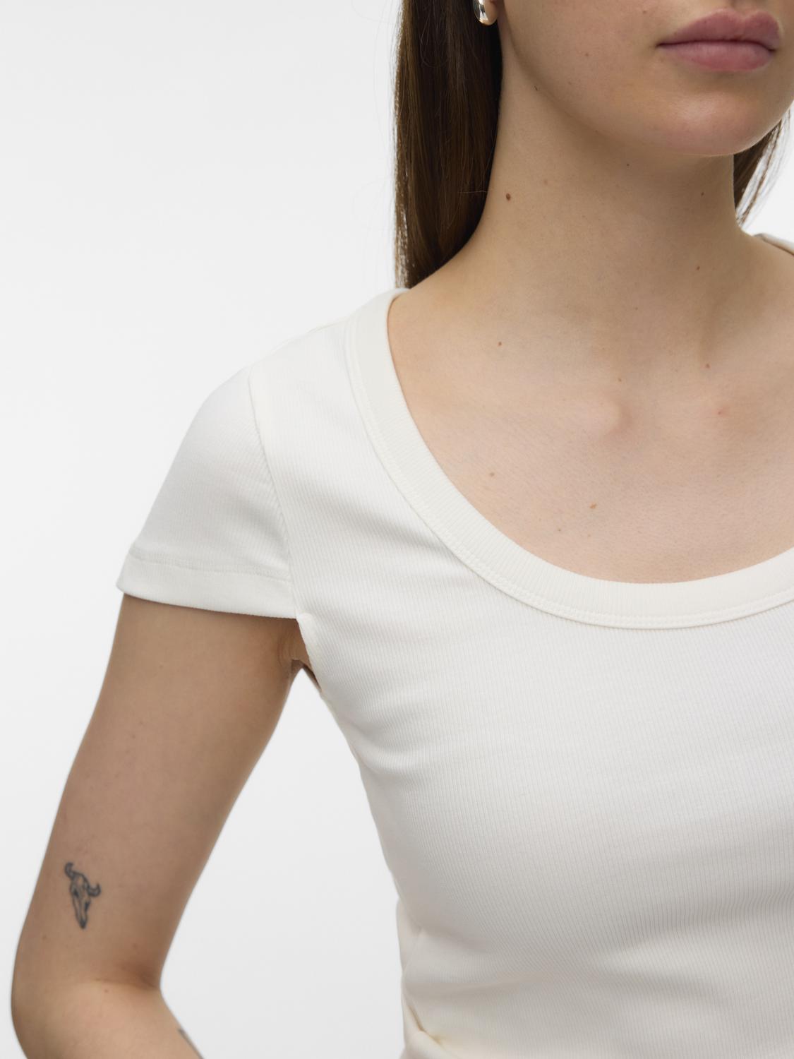 model_shot-detail