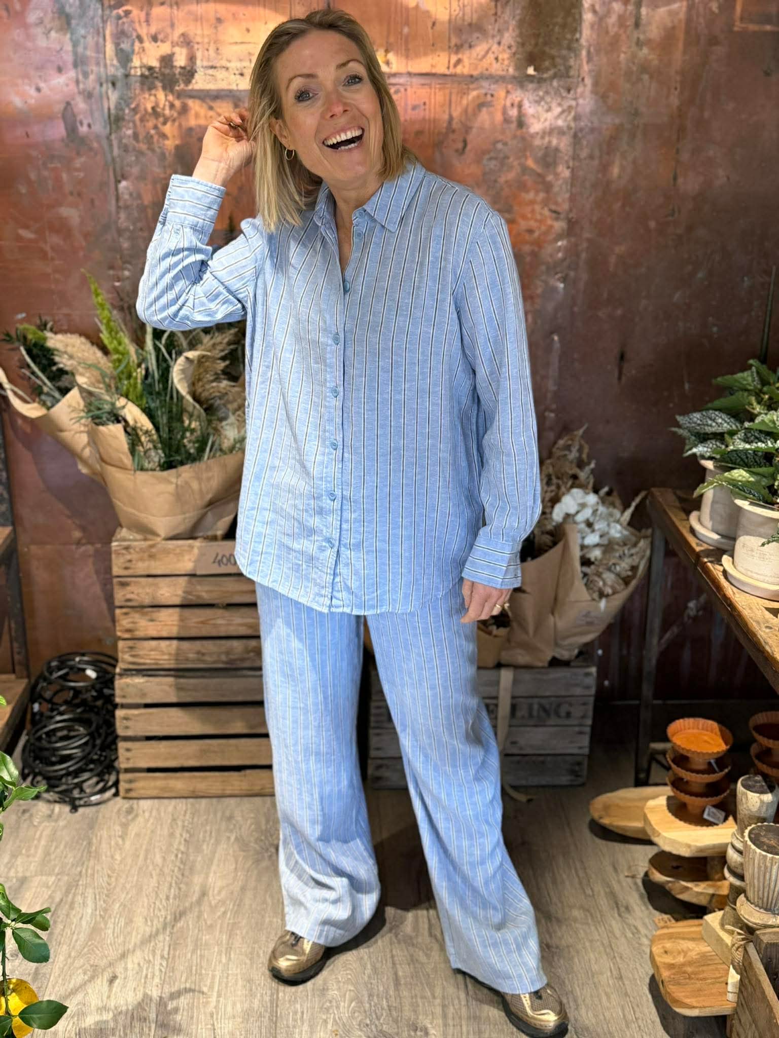VMLINN Trousers - Cornflower Blue