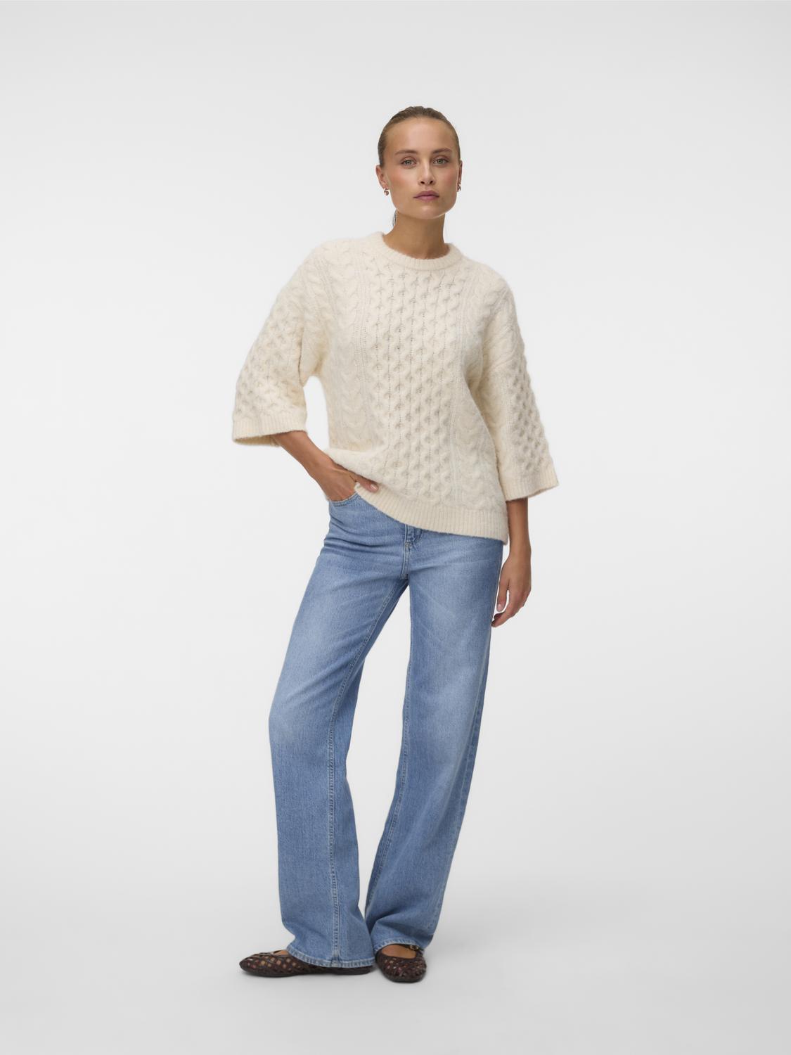 model_shot-front
