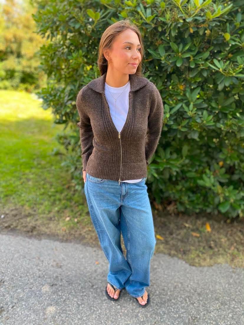 AWLINA Knitted Cardigan - Chocolate Torte