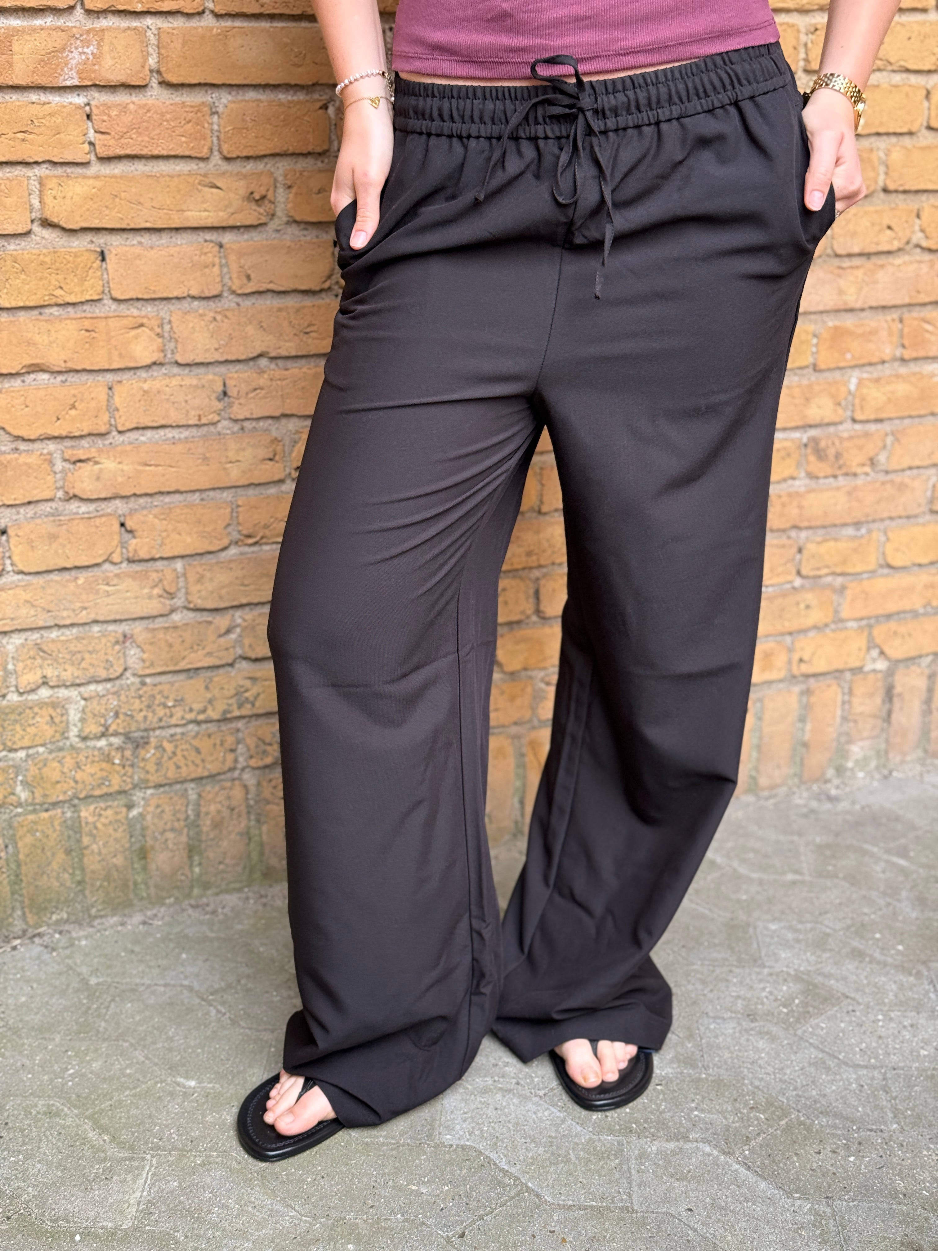 PCBOSELLA Wide - Black