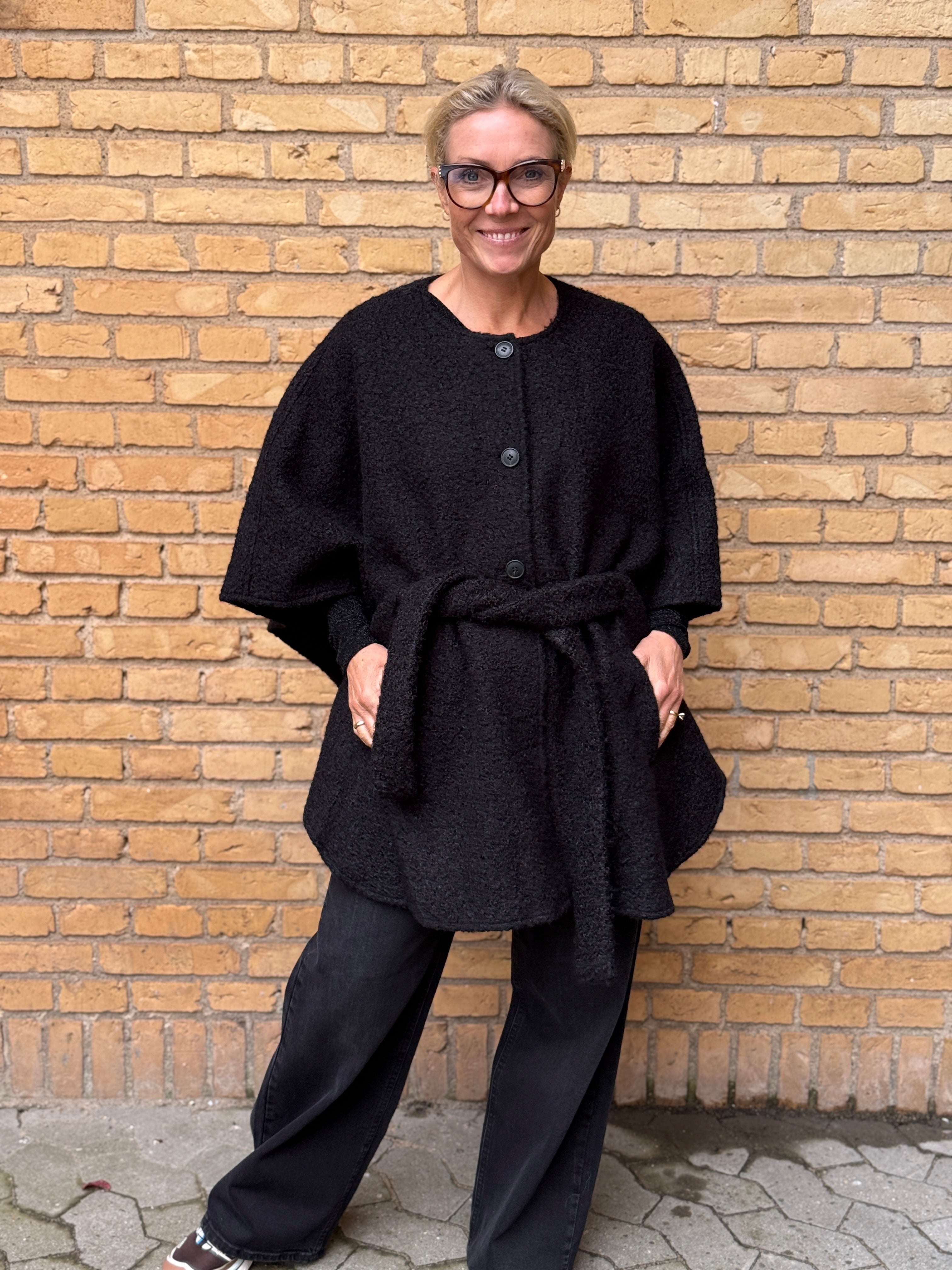 VMHAMBORG Coat - Black