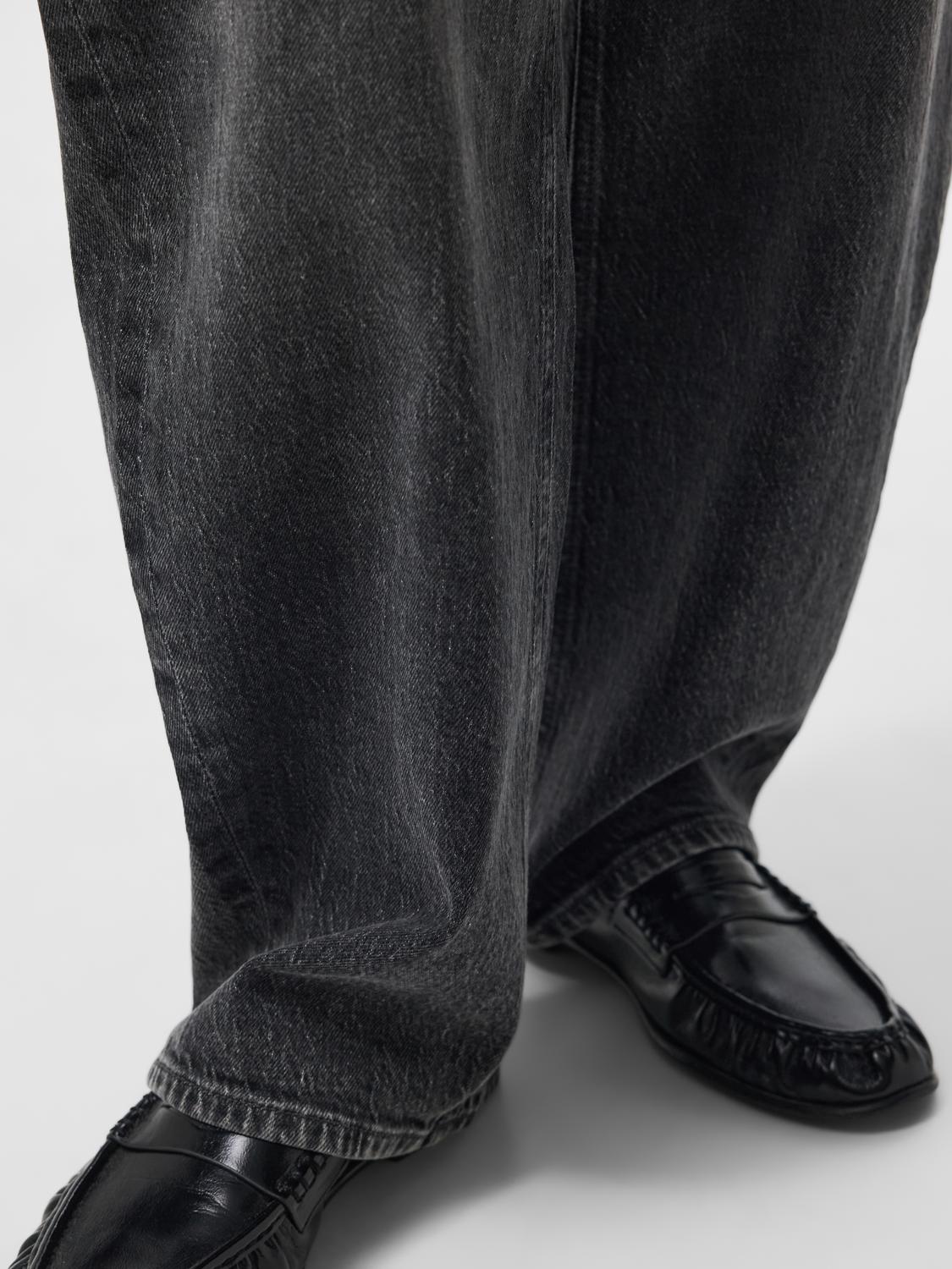 model_shot-detail
