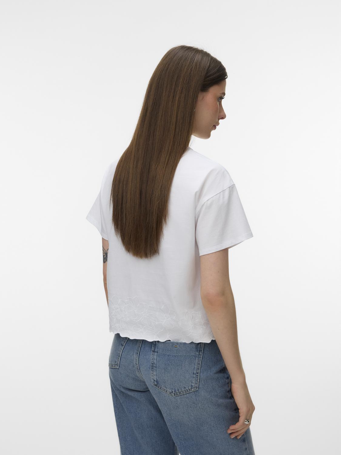 model_shot-back