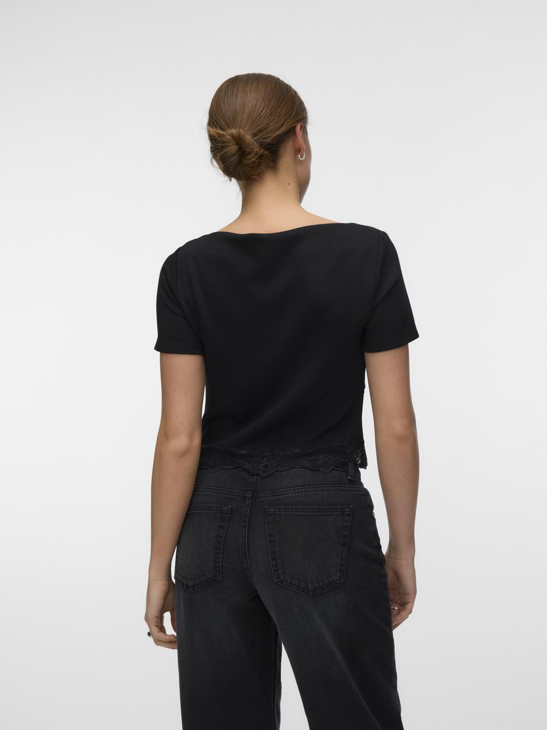 model_shot-back