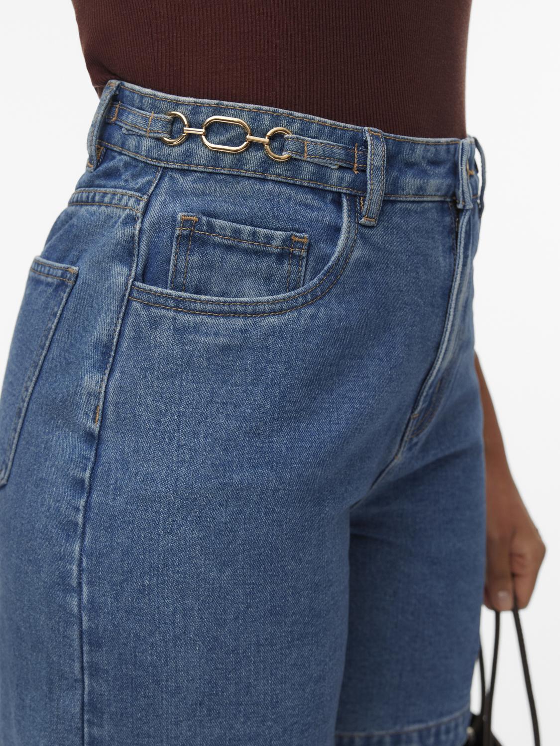 model_shot-detail