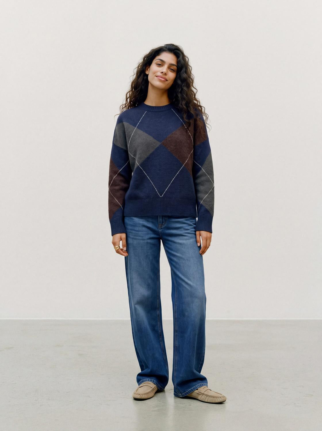 model_shot-front