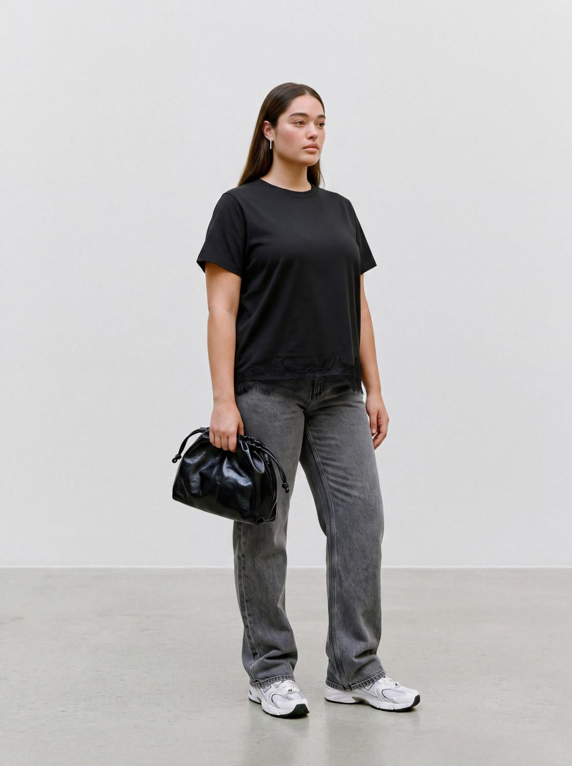 model_shot-front