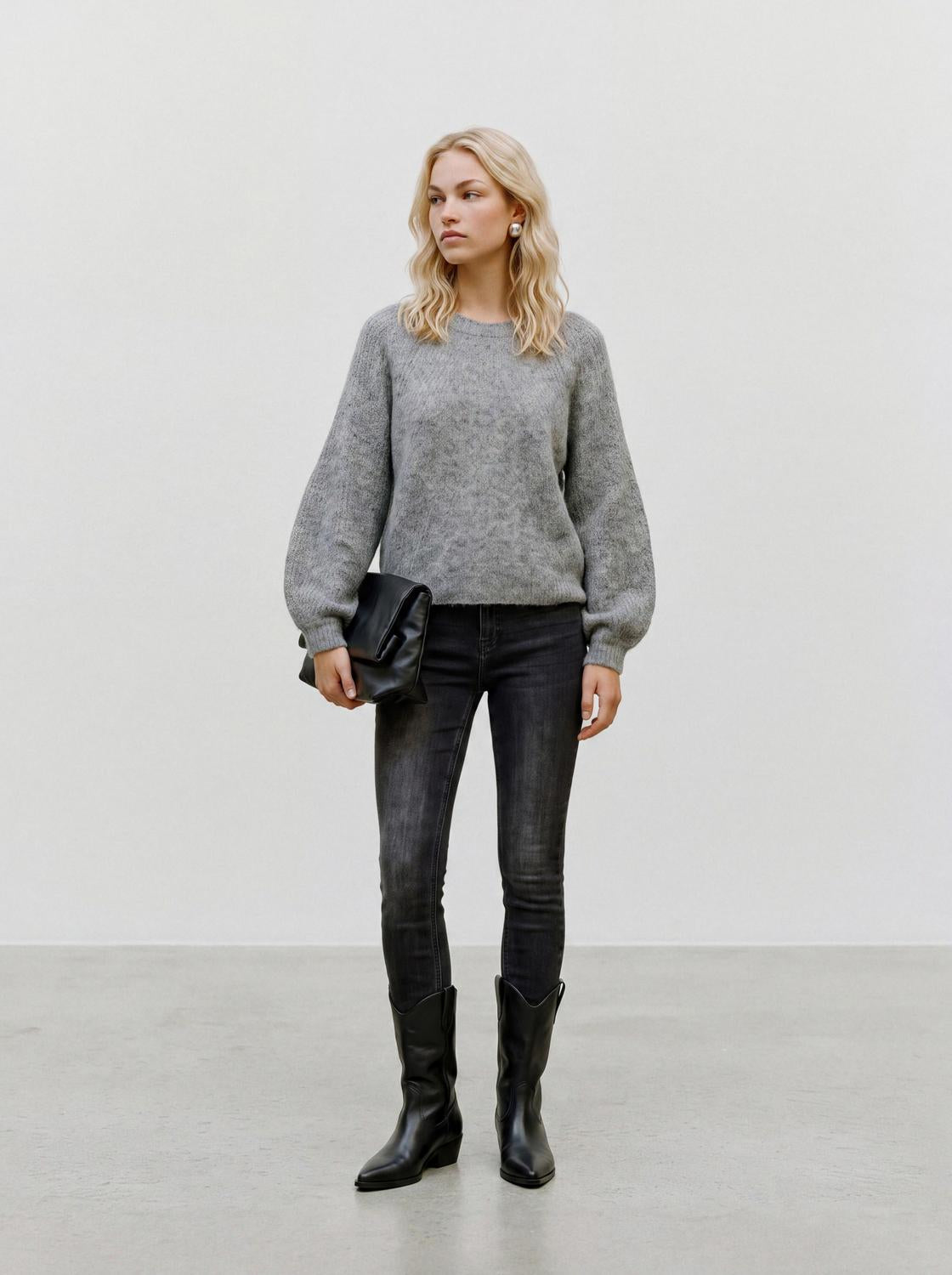 model_shot-front