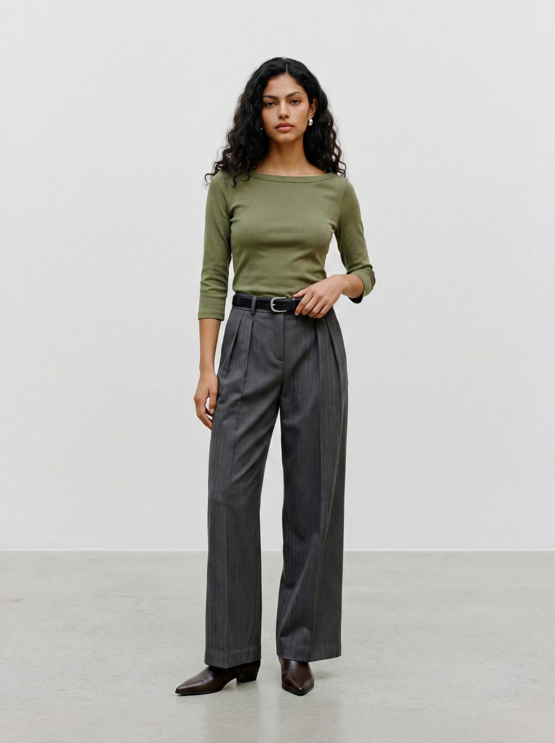 model_shot-front