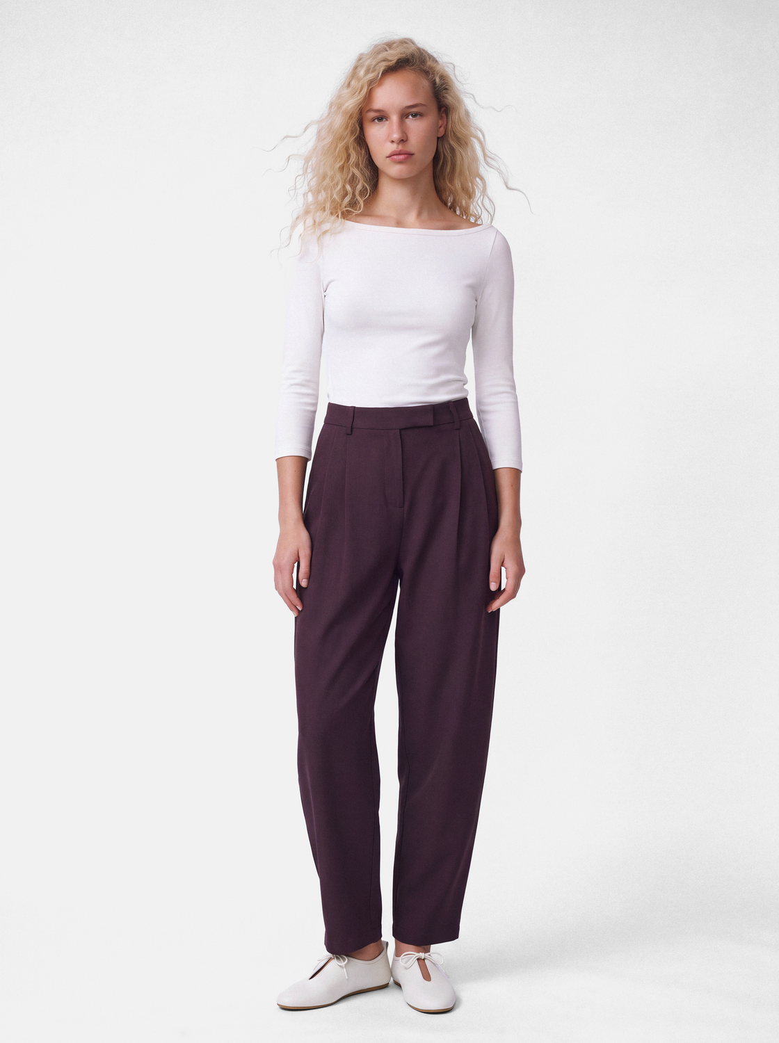 model_shot-front_full