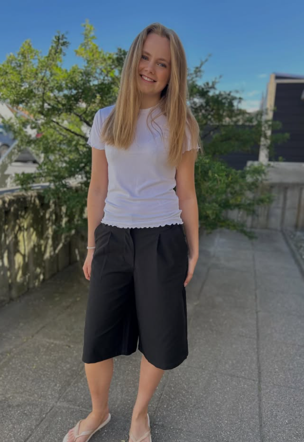 PCRIKKE Shorts - Black
