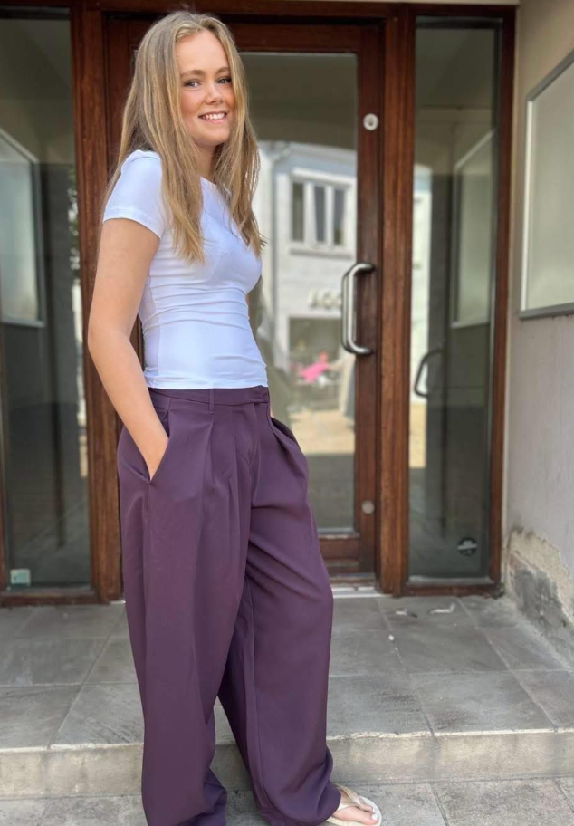 PCOLIVIA Tailored Trousers - Plum Perfect