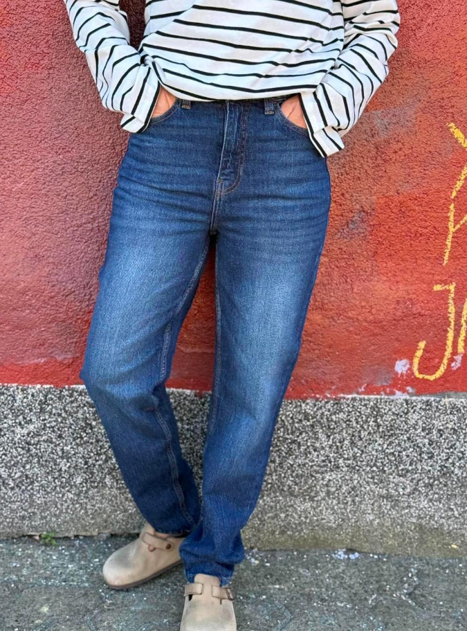 PCGRACE MOM Jeans - Dark Blue Denim