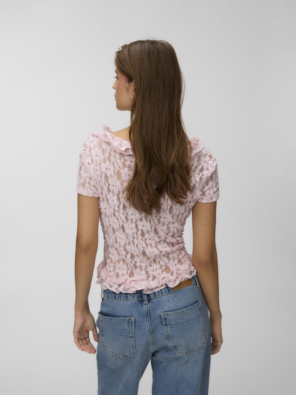 model_shot-back