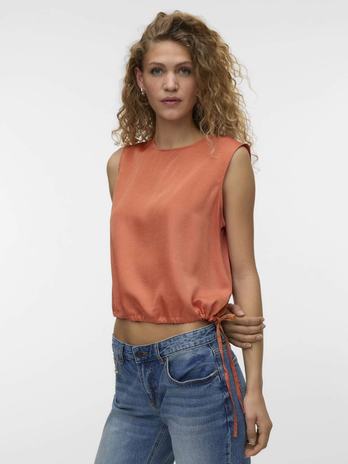 model_shot-detail