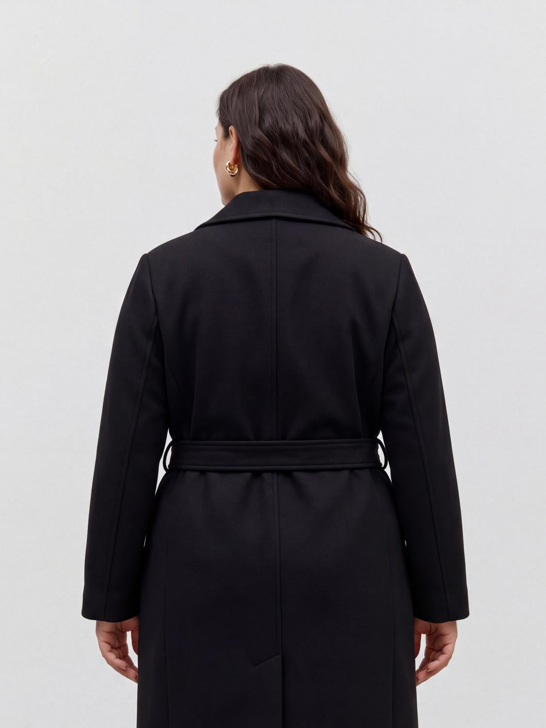 model_shot-back
