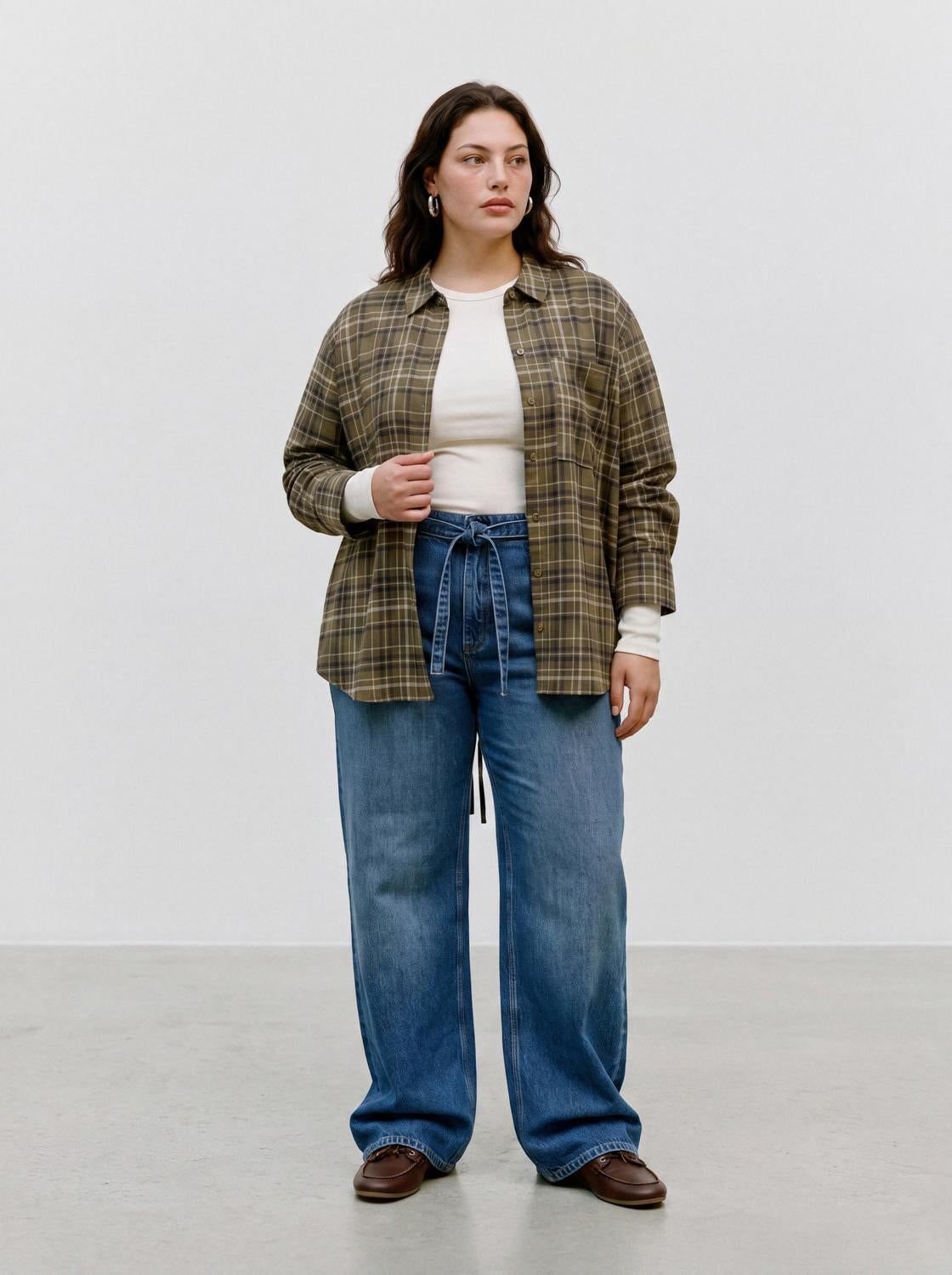 model_shot-front