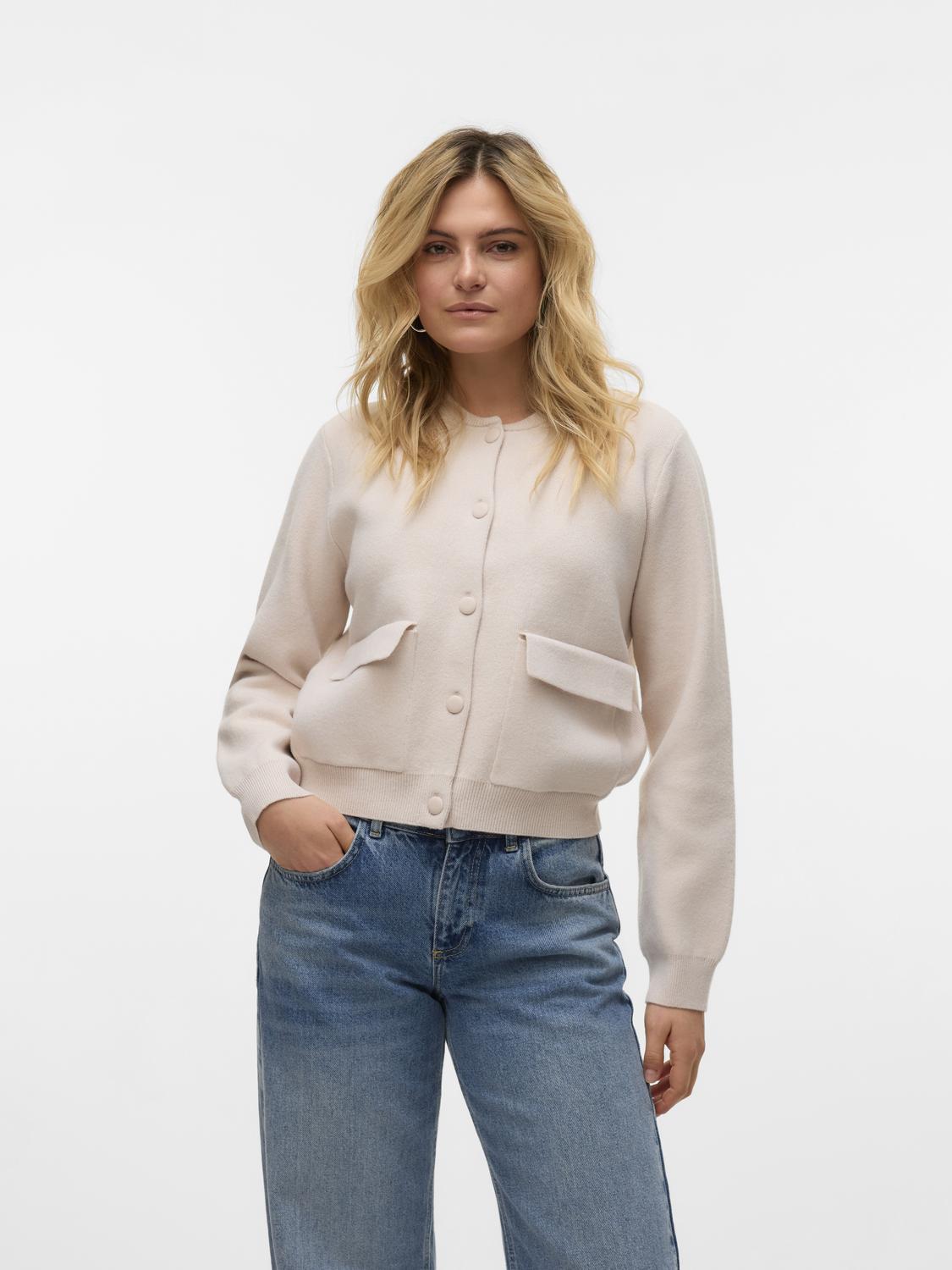 model_shot-front