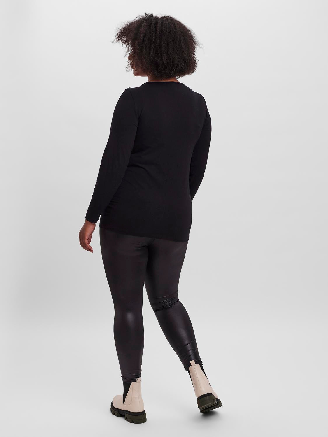 model_shot-back