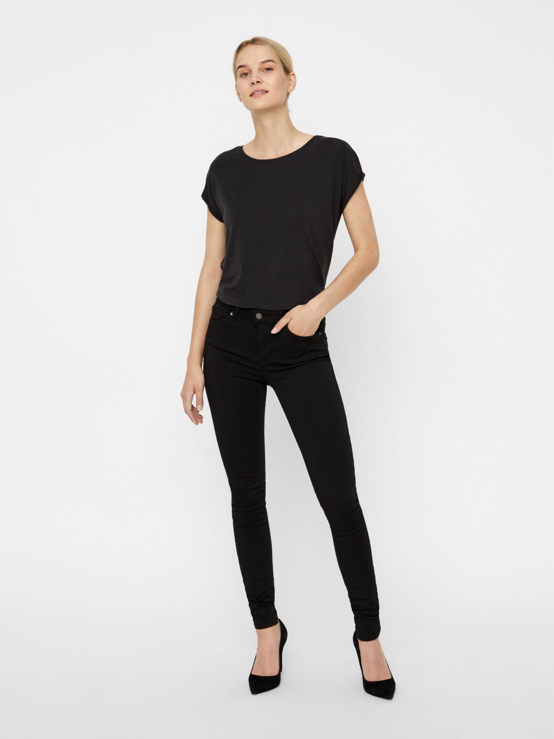 Lux Stay Black Jeans - Midwaist